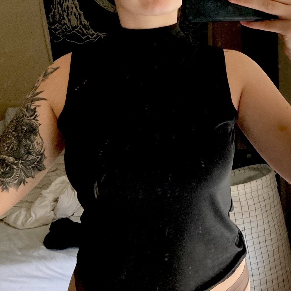 black mock neck shirt